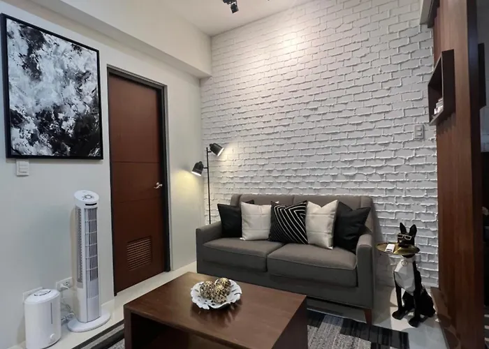 Aparthotel 1br - Uptown Bgc Taguig 4*